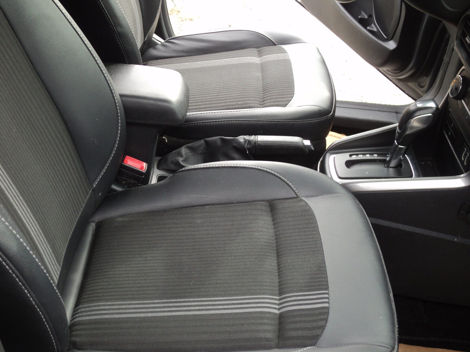 FORD EcoSport SES