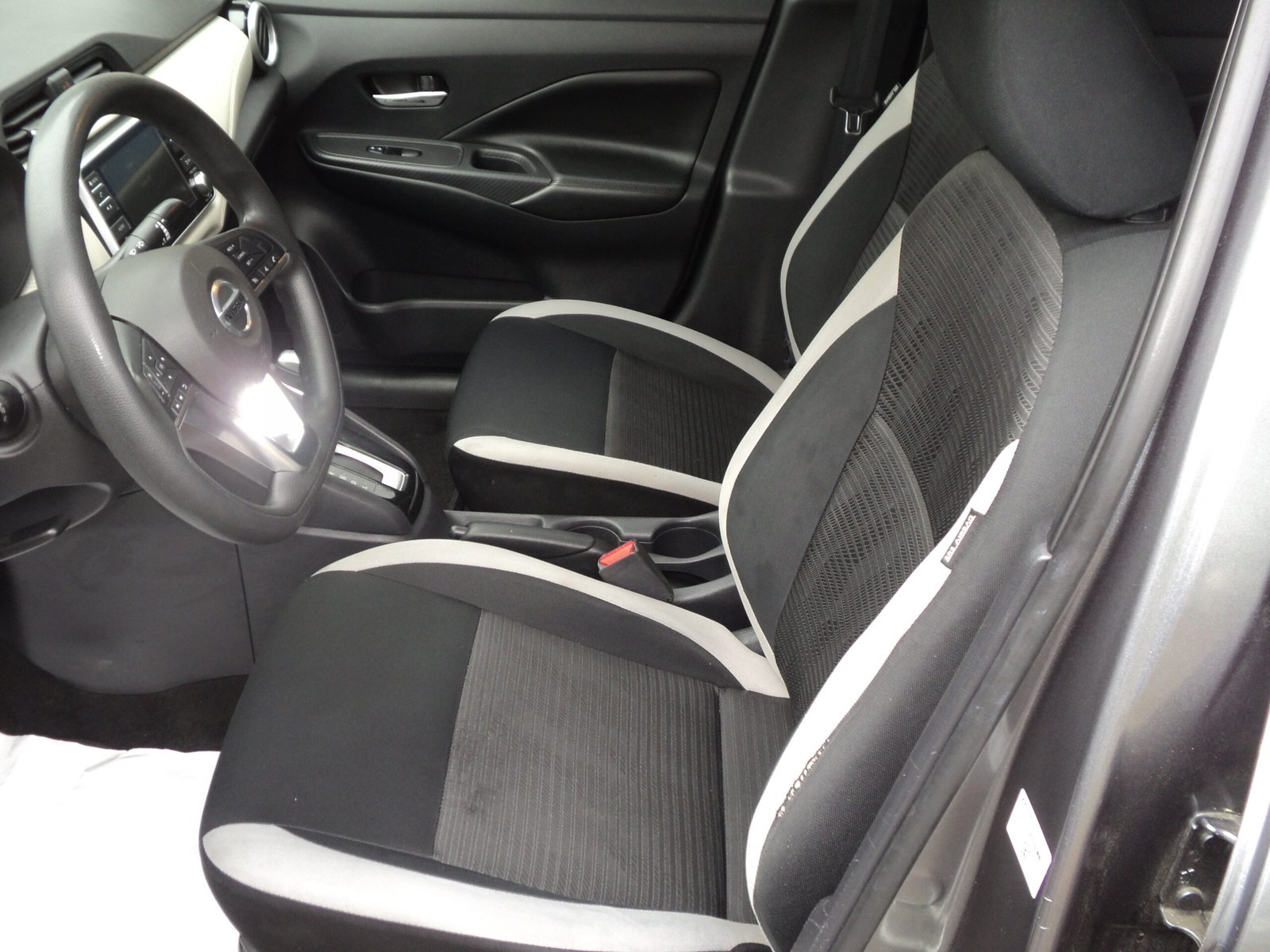 2020 NISSAN VERSA