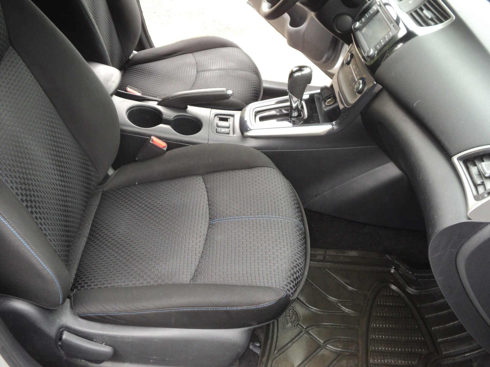 2016 NISSAN SENTRA SR