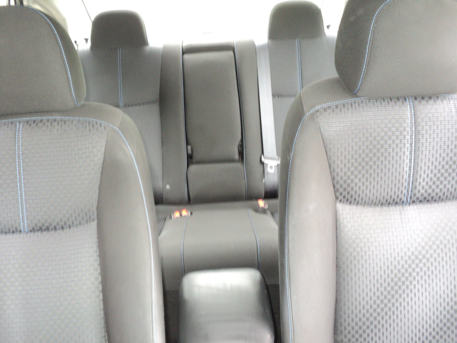 2016 NISSAN SENTRA SR